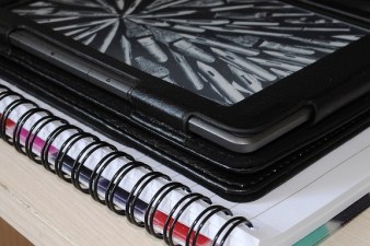 kindle-and-writing-pad-sml